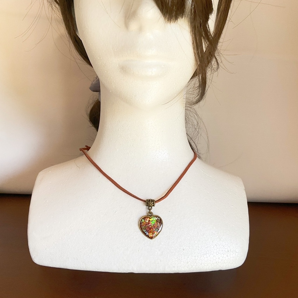 ホログラムハートのペンダント