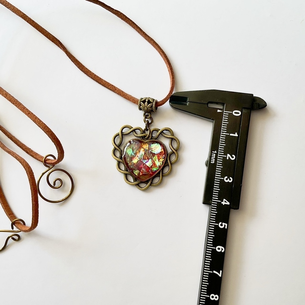 ホログラムハートのペンダント