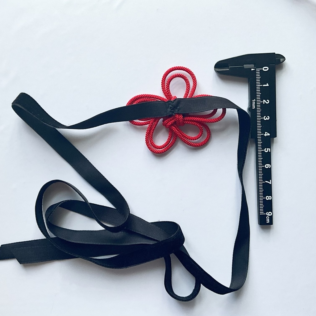 梅結びのチョーカー