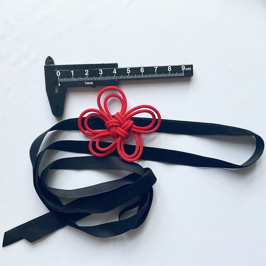 梅結びのチョーカー