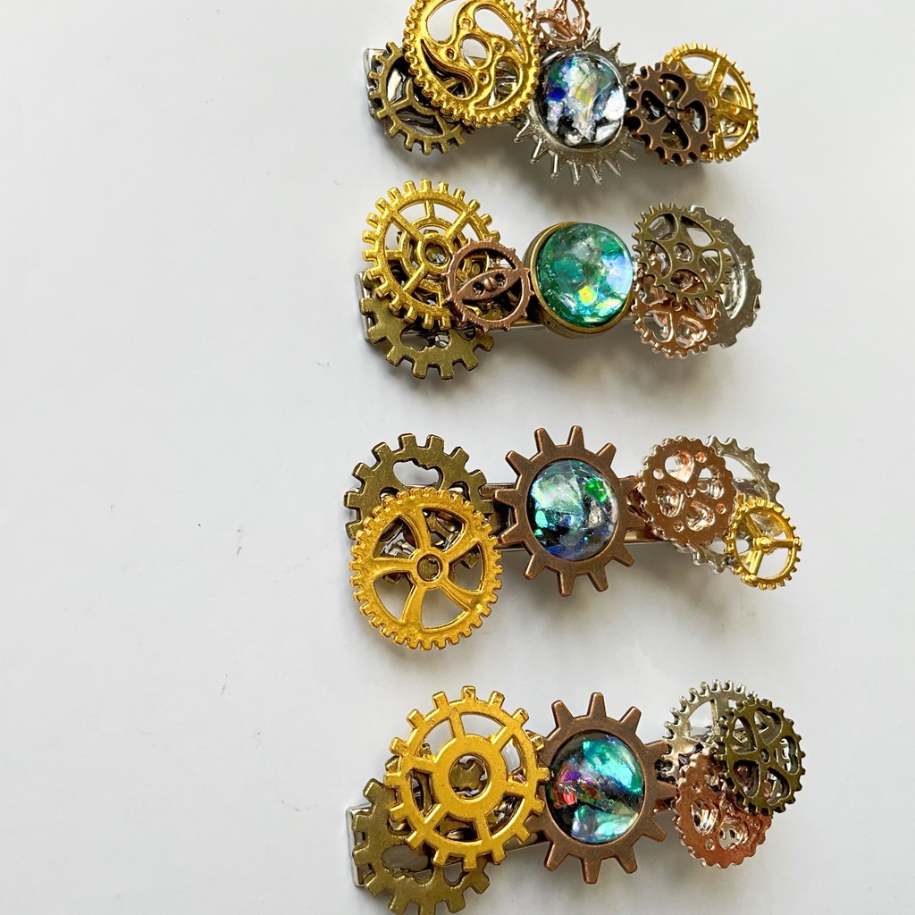 歯車のヘアクリップ