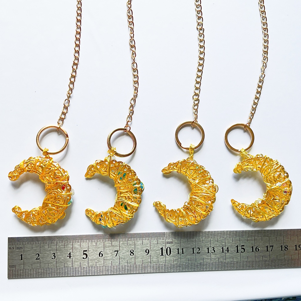 星降る月のバッグチャーム