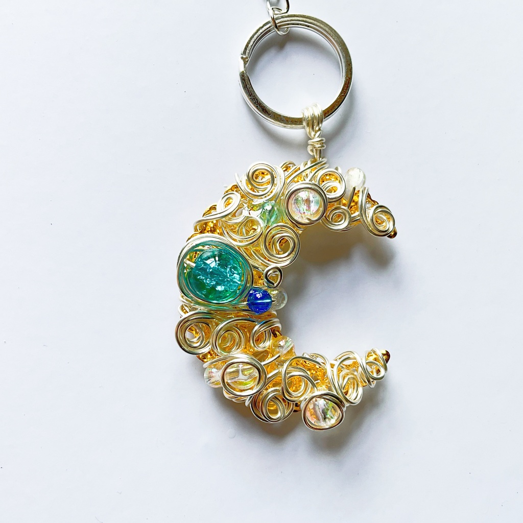 星降る月のバッグチャーム