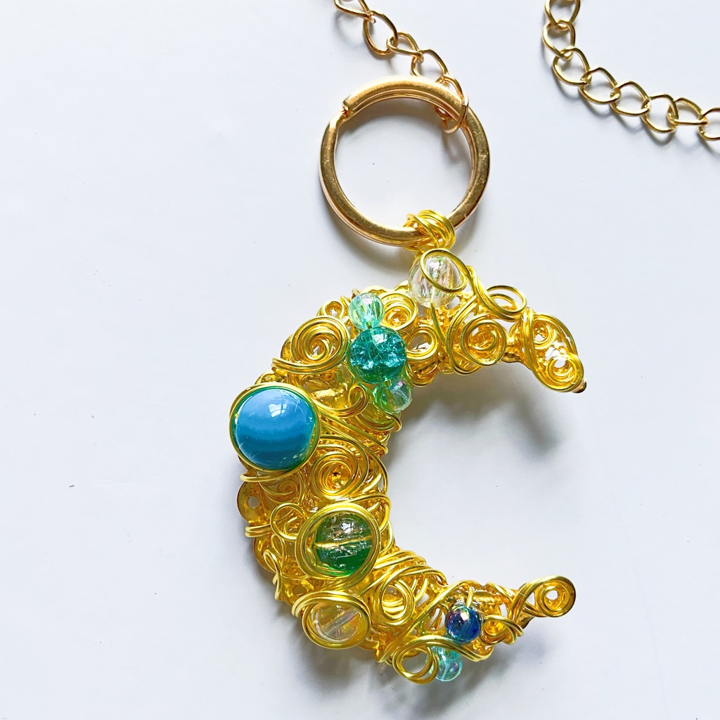 星降る月のバッグチャーム