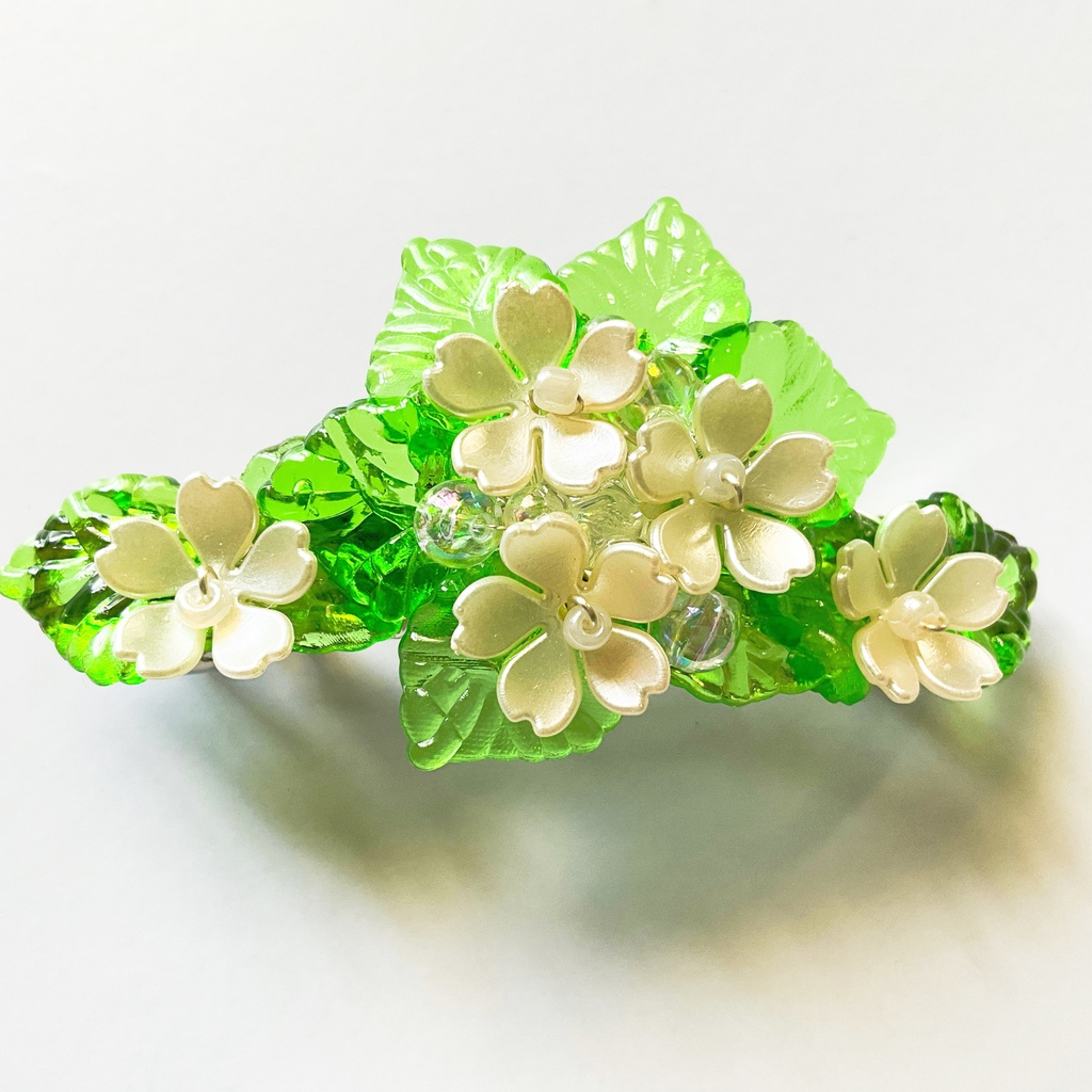 花かんむりのバレッタ