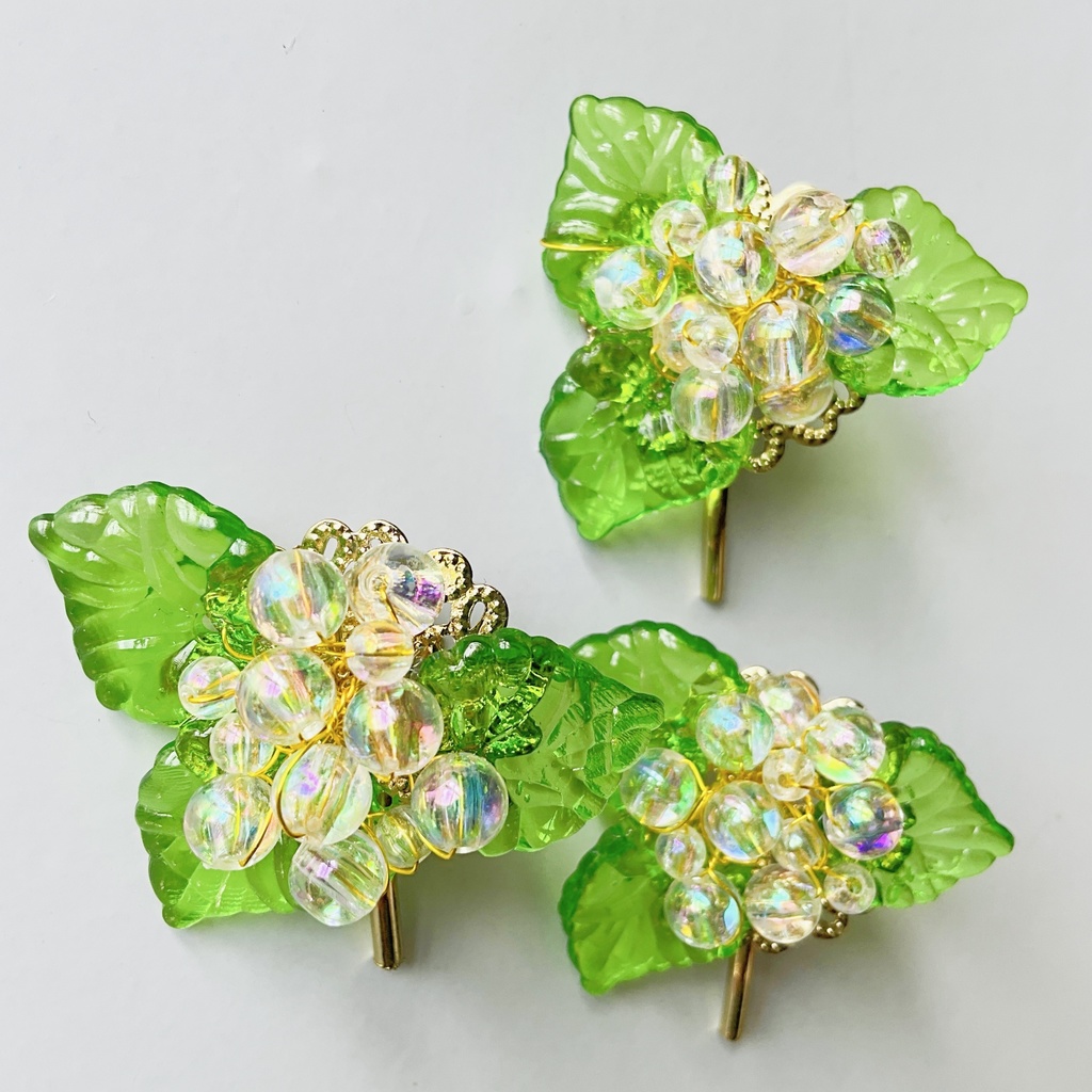 透ける花・白花のブーケポニーフック［Little Bloom］