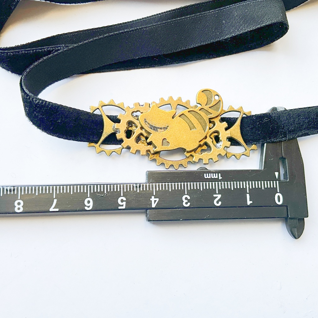 チェシャ猫の微笑み|闇夜に潜む幻想ゴシックチョーカー