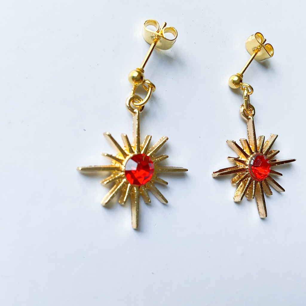 きらめきピアス