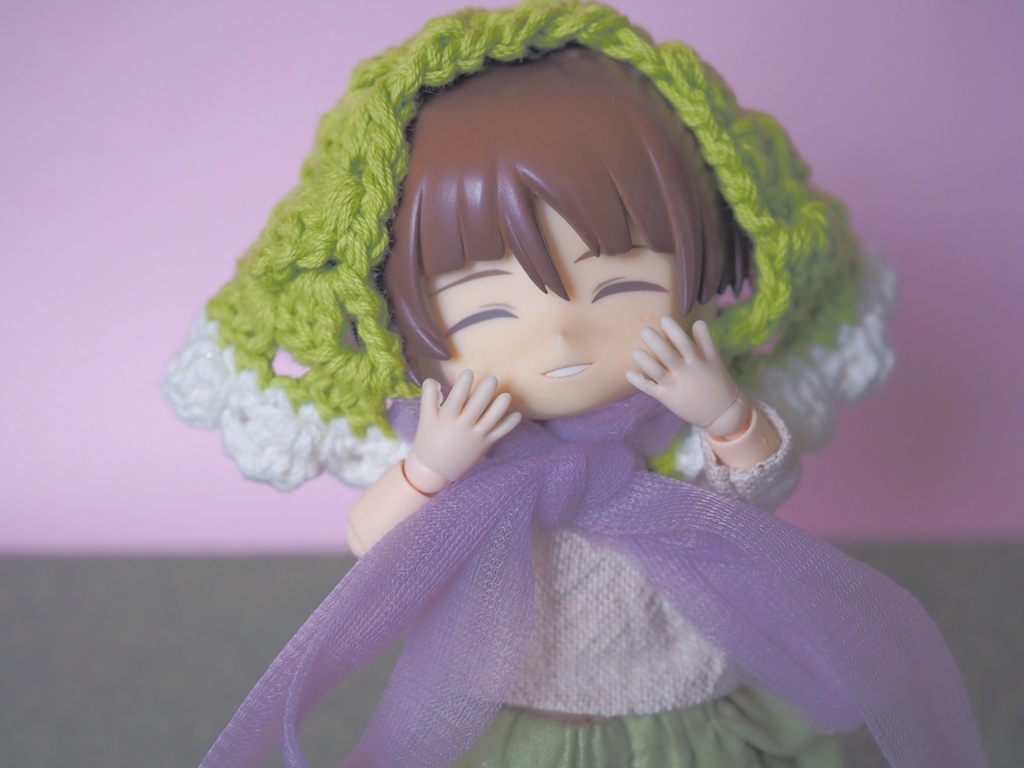 ふりふりバブーシュカ(約〜17cm)中くらいの大きさ