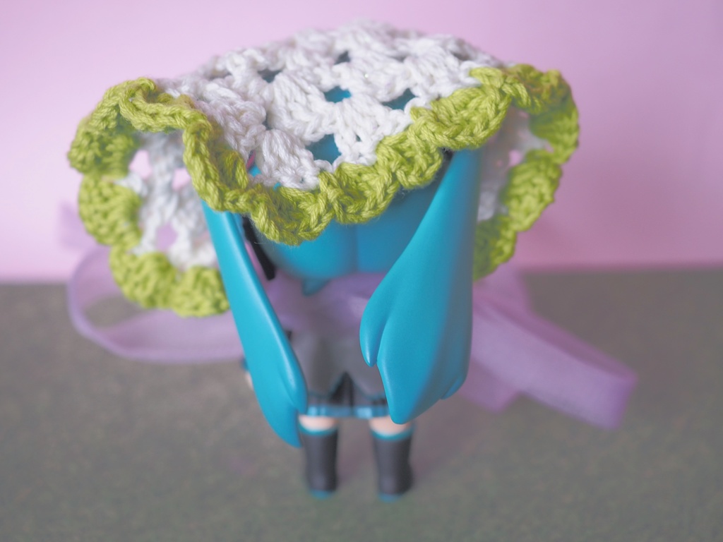 ふりふりバブーシュカ(約〜17cm)中くらいの大きさ