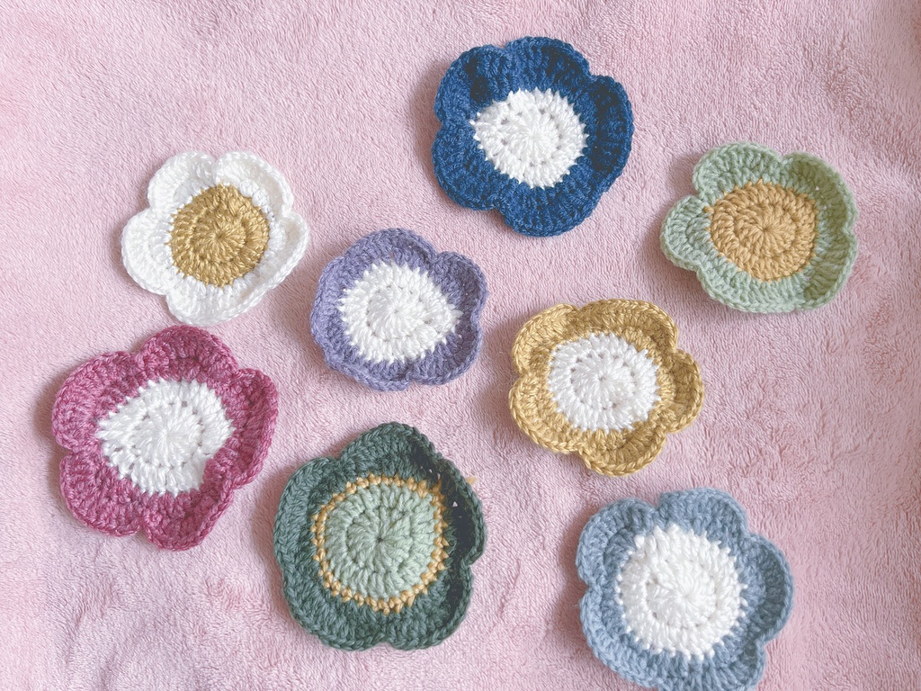 小さなおはなのラグ🌼