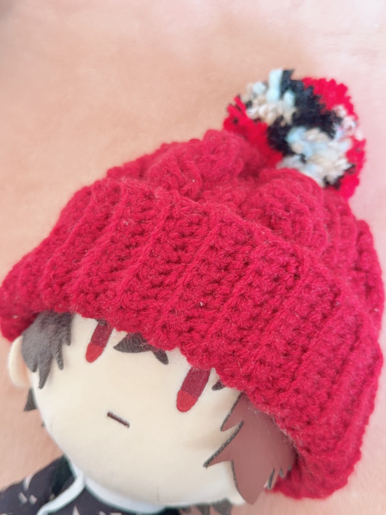 縄編み模様ぽんぽんニット帽子