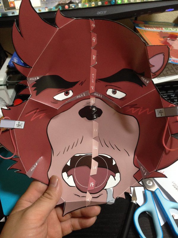 『熊徹おめん』(立体お面のペーパークラフト)