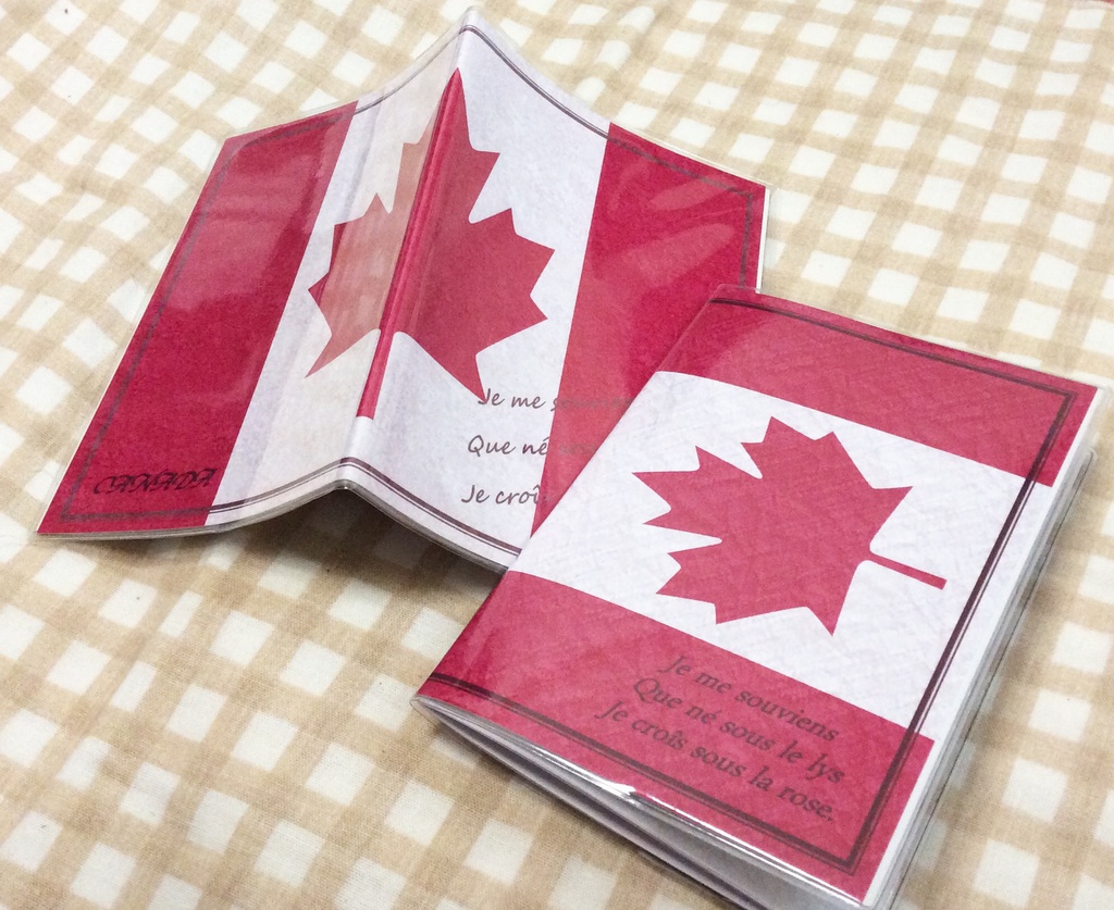 カ.ナ.ダさん国旗モチーフ手帳2017