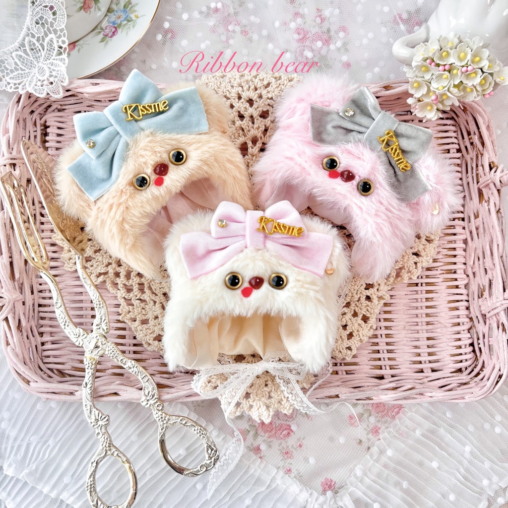 Ribbon bear