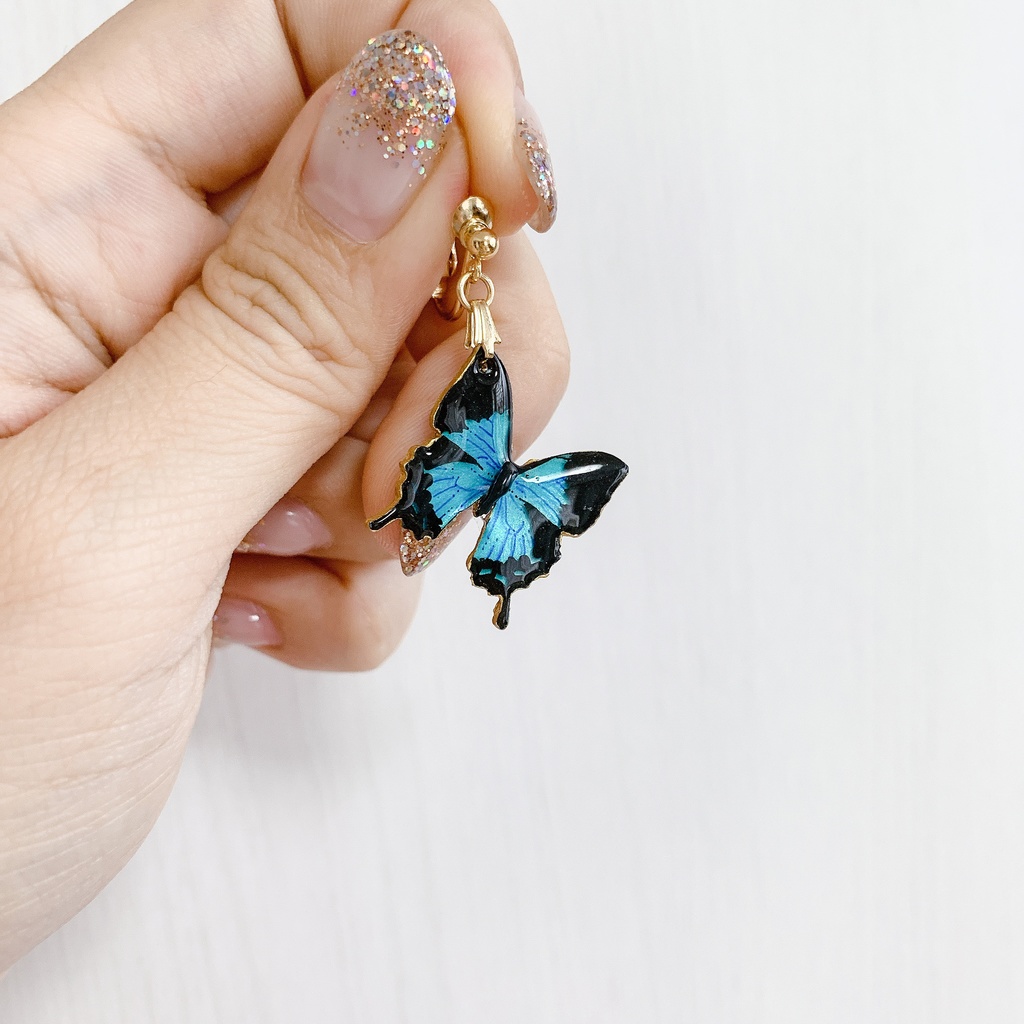 オオルリアゲハが舞う耳飾り(小)