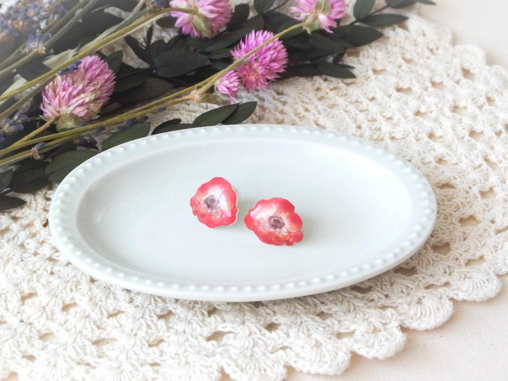 アネモネのピアス・イヤリング