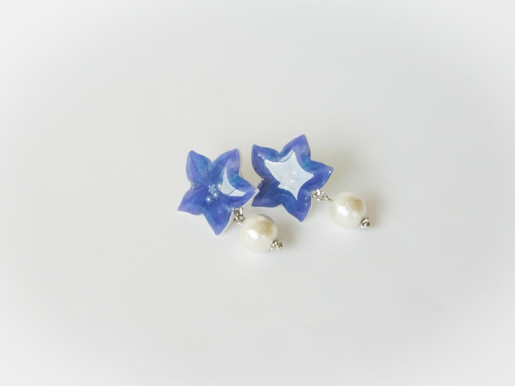 キキョウのピアス・イヤリング(パール付き)