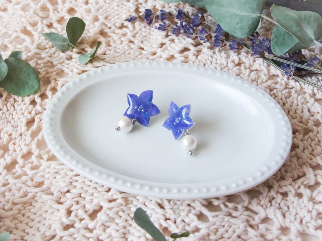 キキョウのピアス・イヤリング(パール付き)