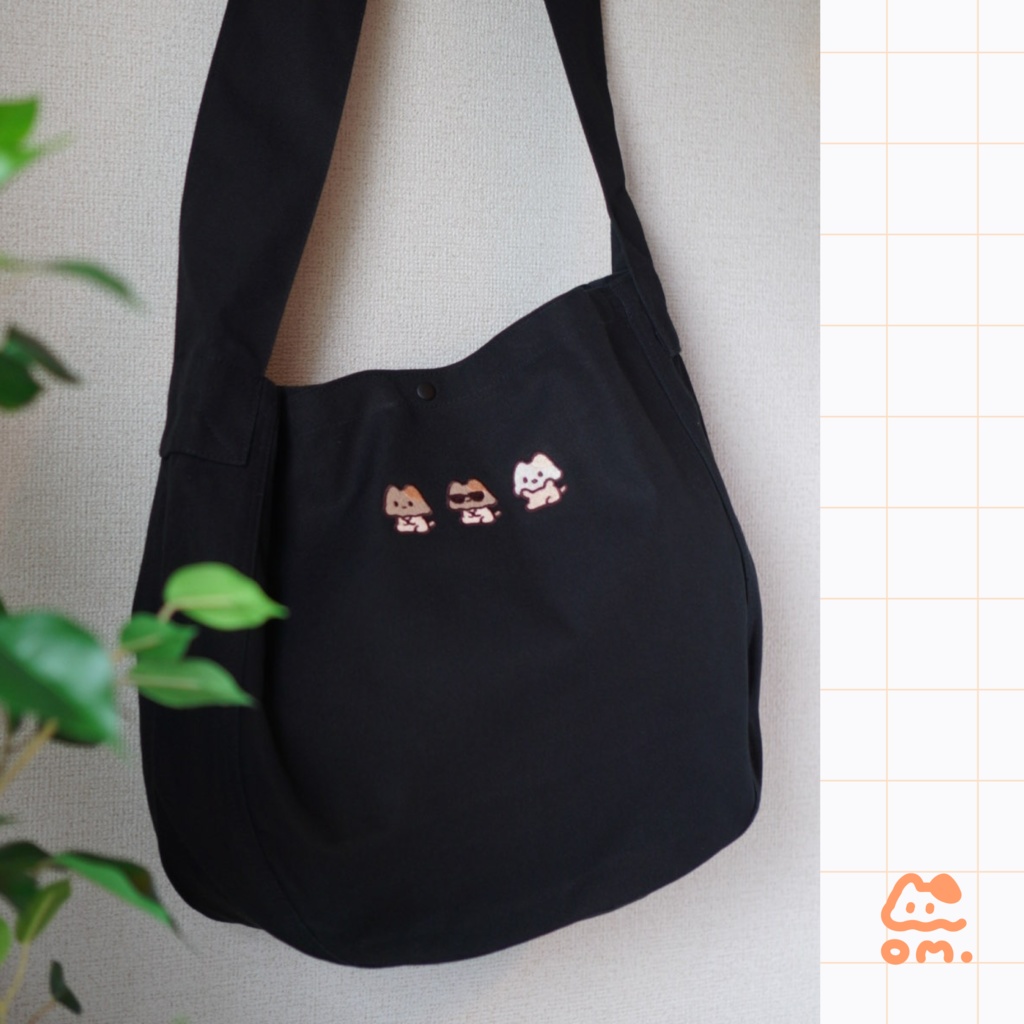 刺繍つきショルダートート