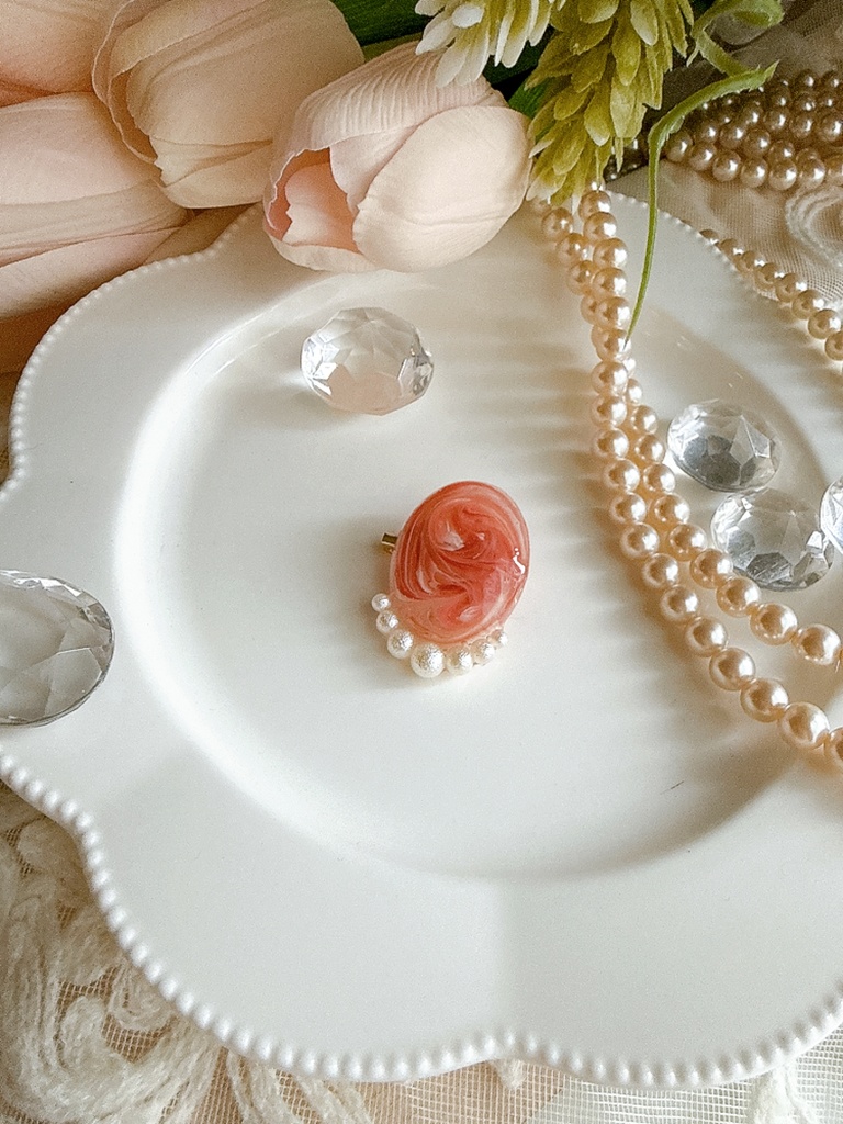 マーブルカラーのブローチ《pink》