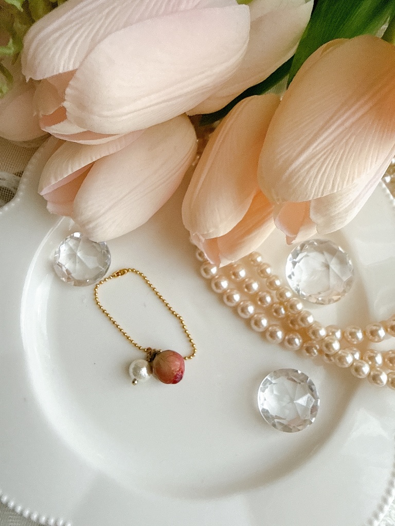 ローズバッドボールチェーン