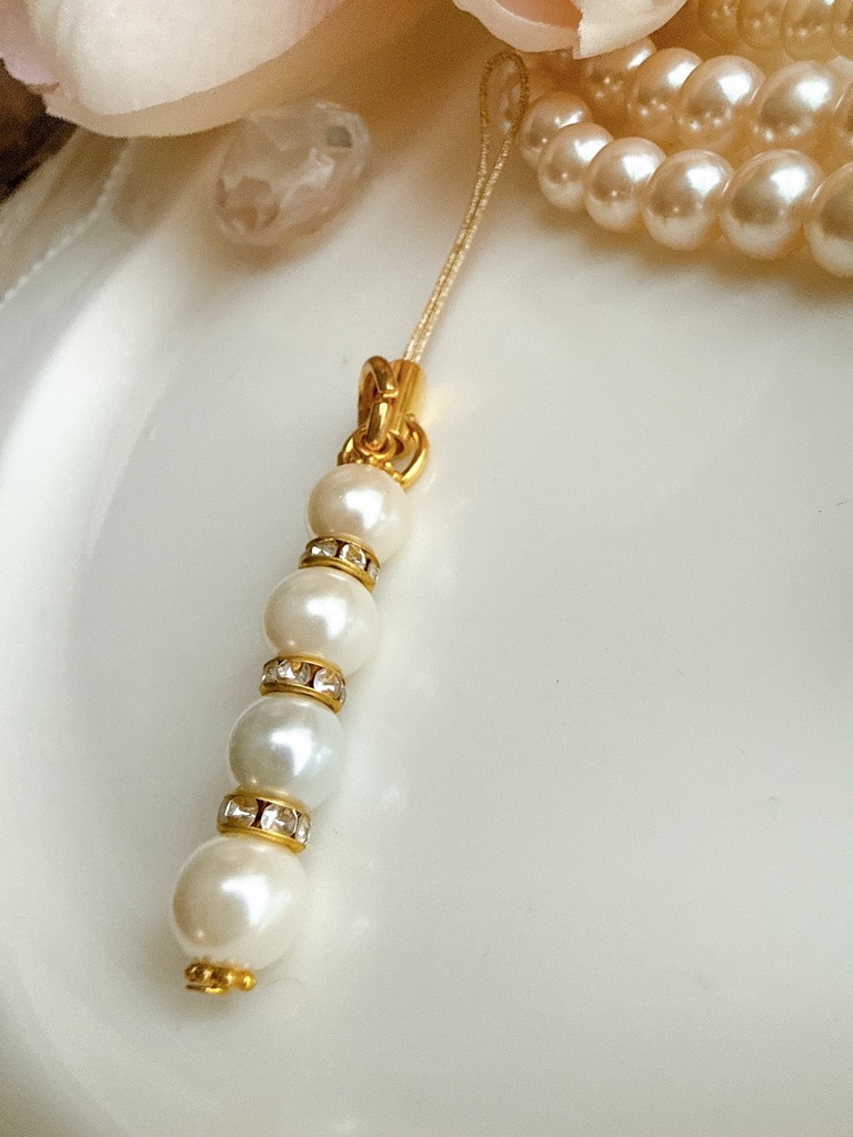 パールのストラップ