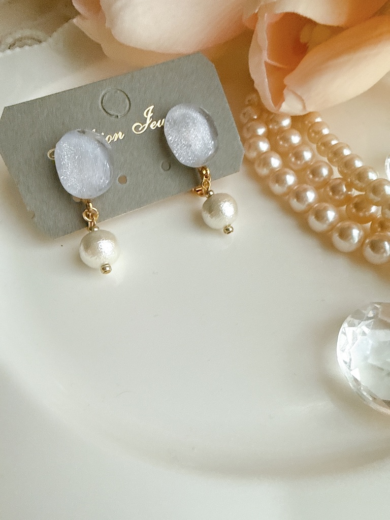 シンプルなマグネットイヤリング