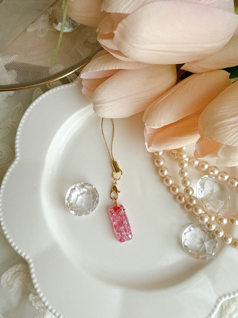 フューシャのストラップ