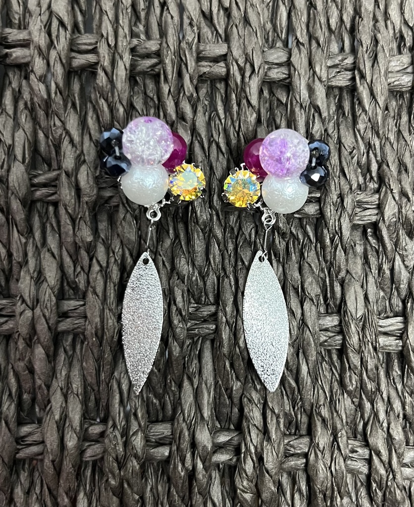 渡会雲雀 イメージイヤリング・ピアス