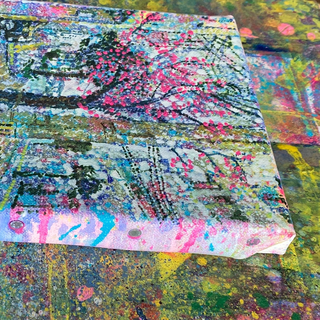 2月の街に咲く桜