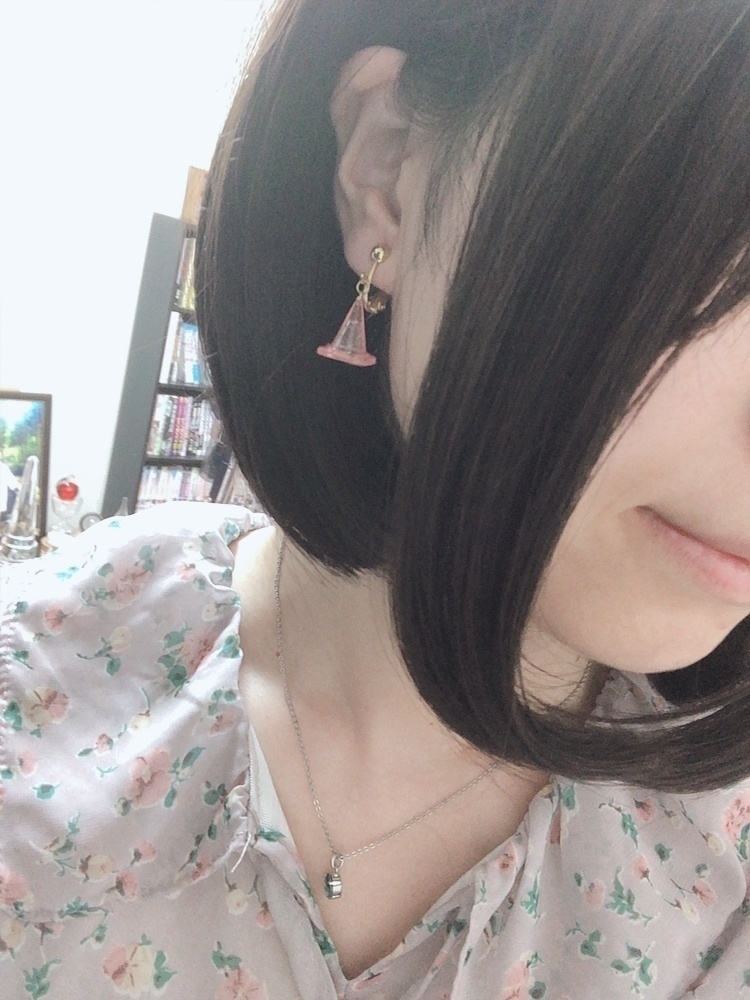 ピアス ゆめかわいい三角コーンピアス Cham Lily Booth