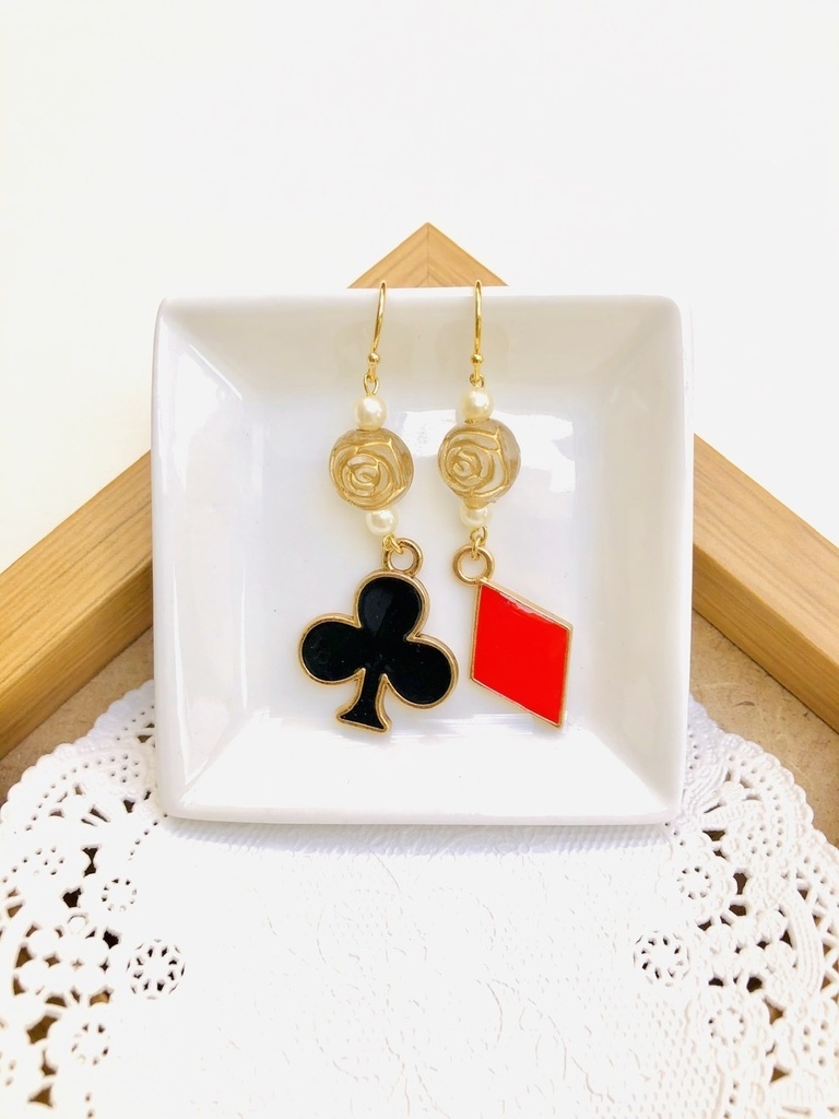 キャライメージピアス トレイ＆ケイト