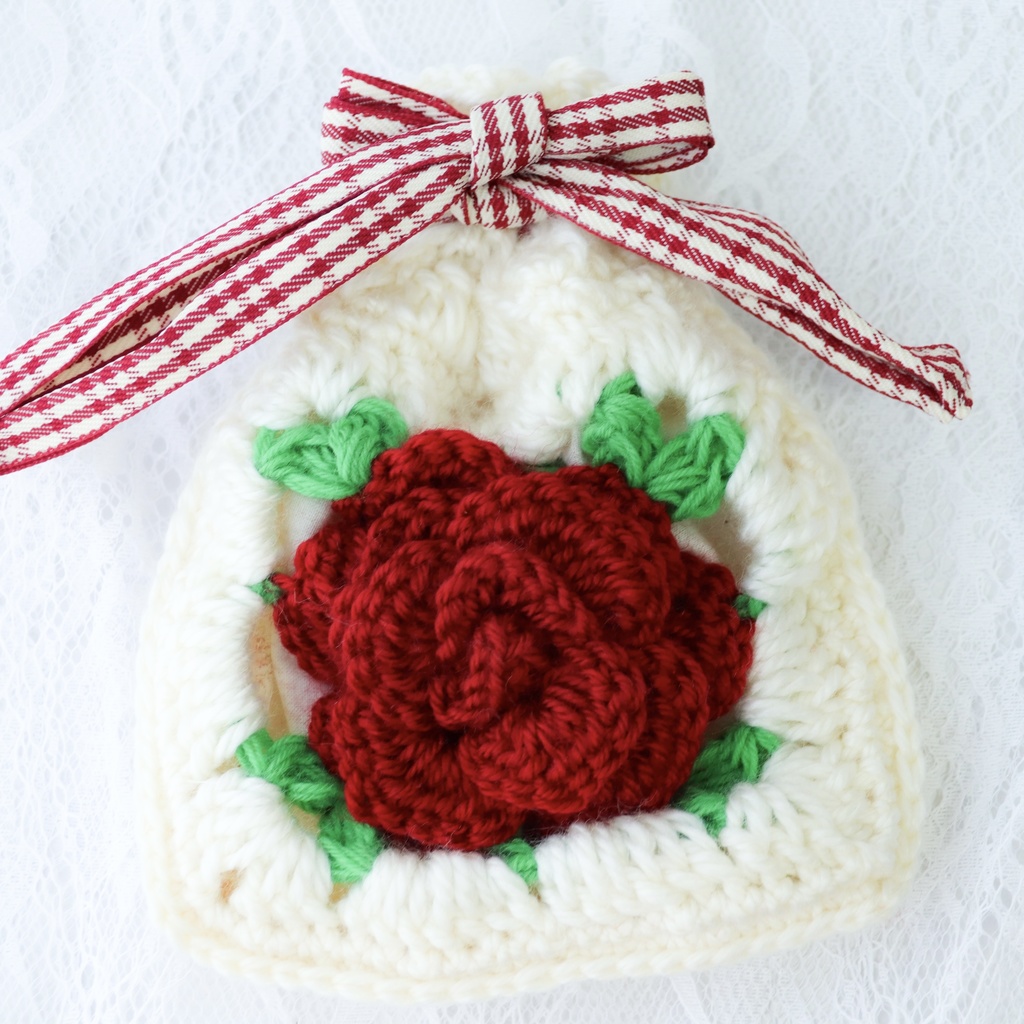 バラモチーフグラニースクエア巾着 