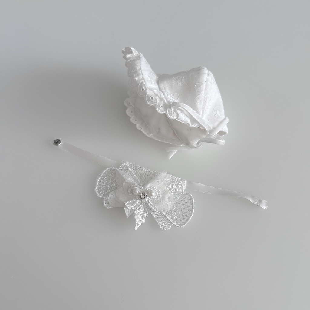 White velvet bonnet & bib set