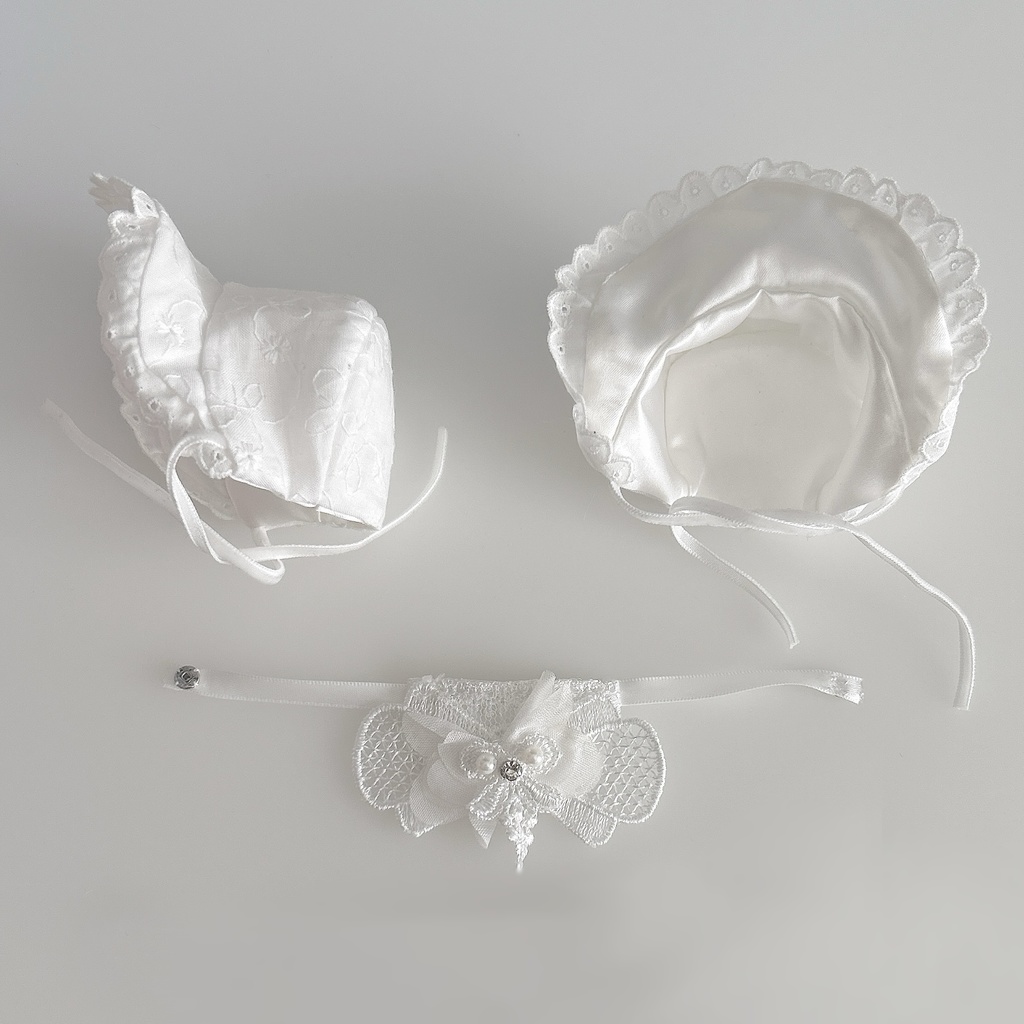 White velvet bonnet & bib set