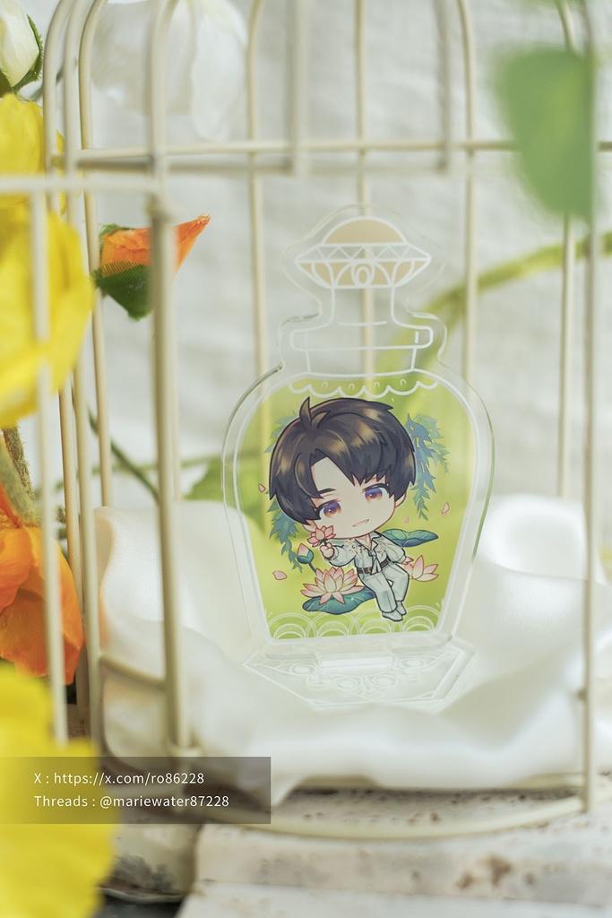 【恋と深空】香水デザインアクリルスタンド(香水造型壓克力立牌)