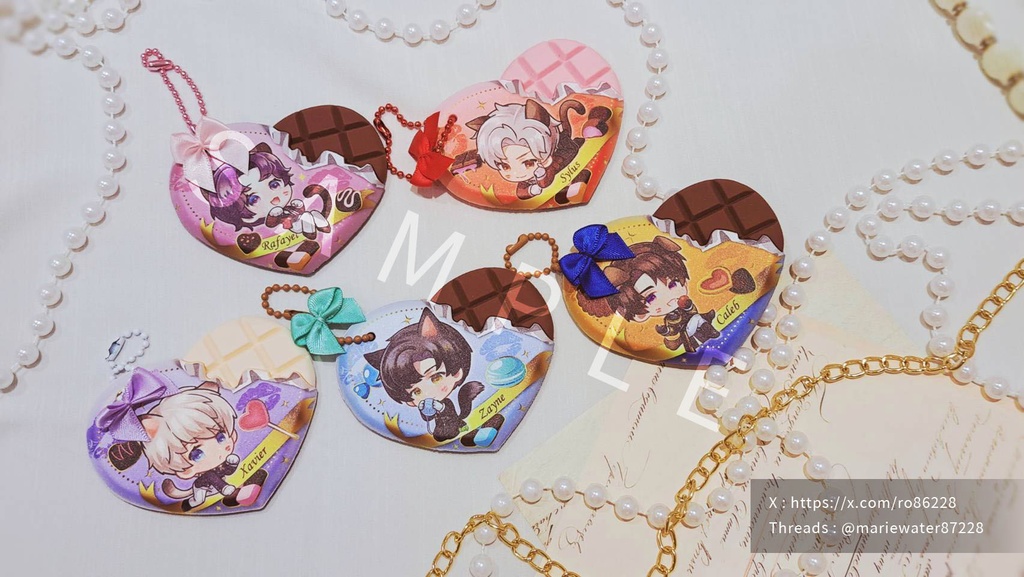 【恋と深空】ハートチョコ型ラバーキーチェーン