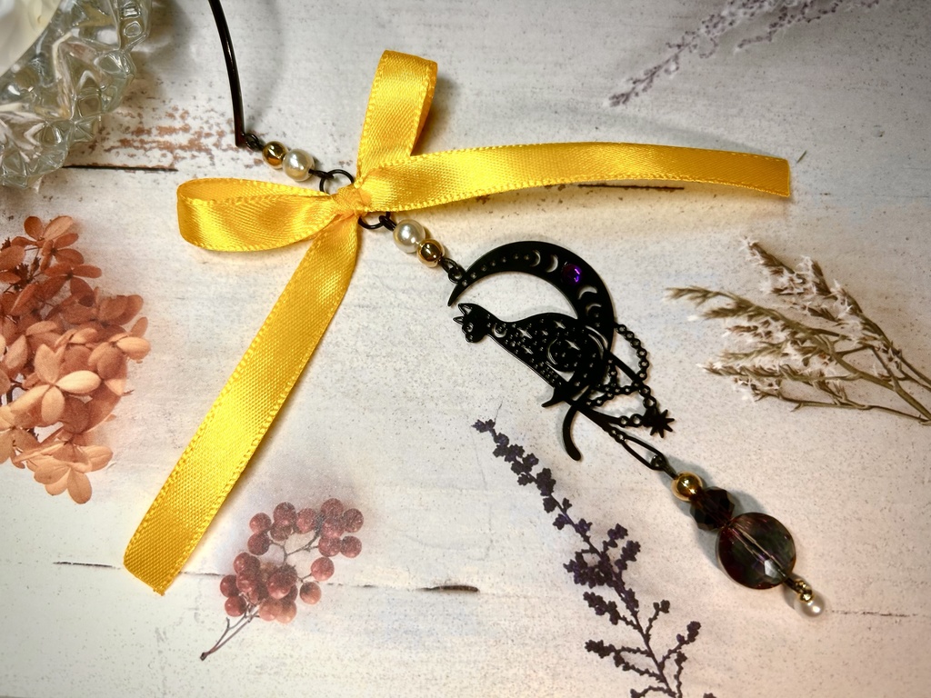 黒猫のイヤーフック