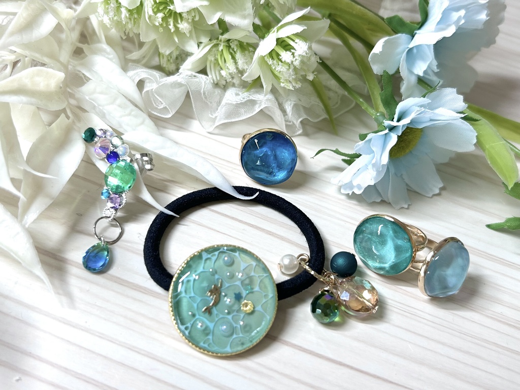 海を切り取ったリング