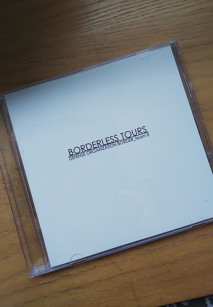 【通常版】チームB本『BORDERLESS TOURS』