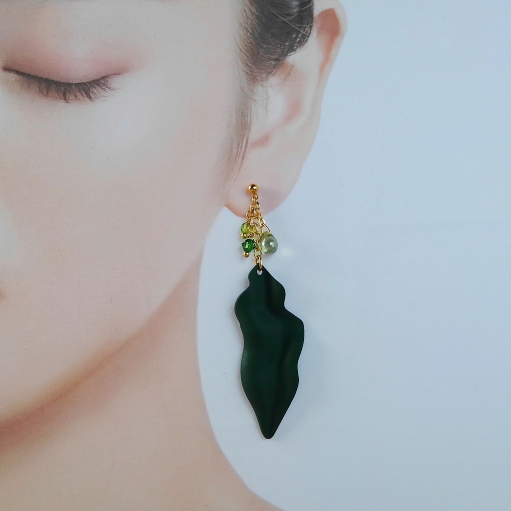 極上 ぺちり昆布 ピアス