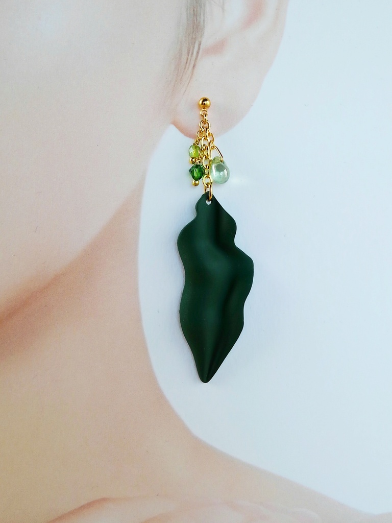 極上 ぺちり昆布 ピアス