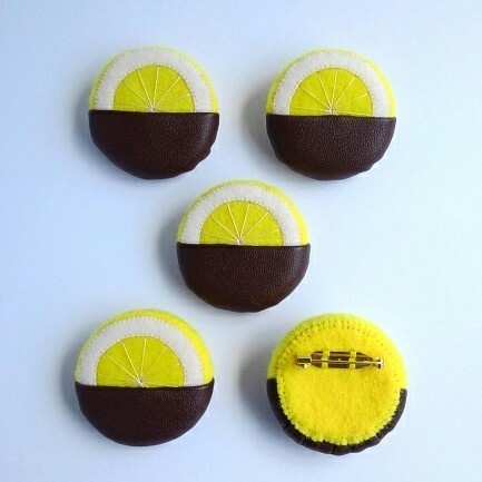 シトロネット・スイートチョコ ブローチ 39mm