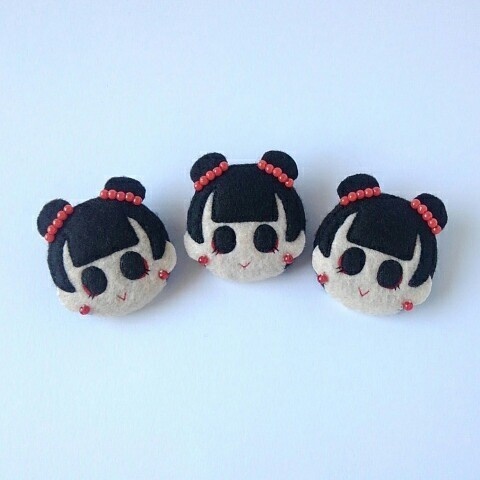 チャイナ・ガール ブローチ