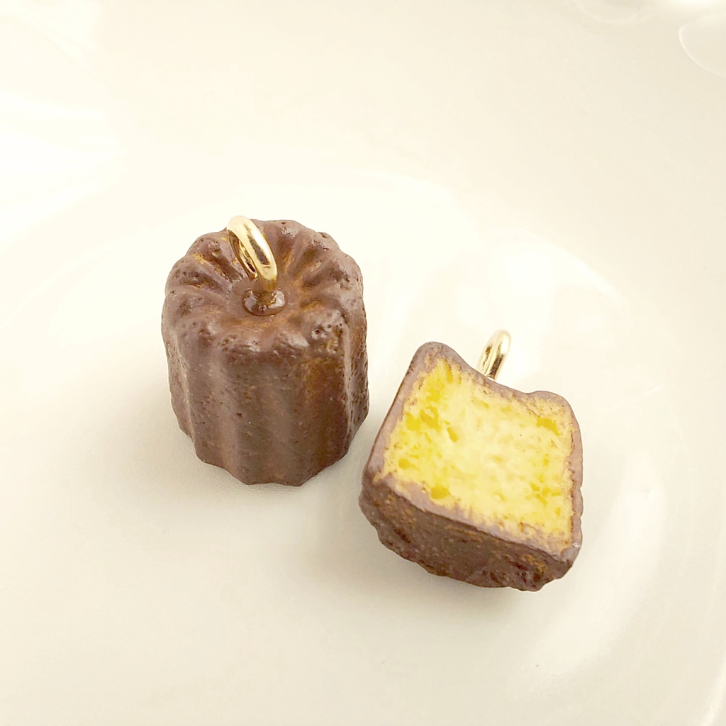 カヌレ ピアス/イヤリング