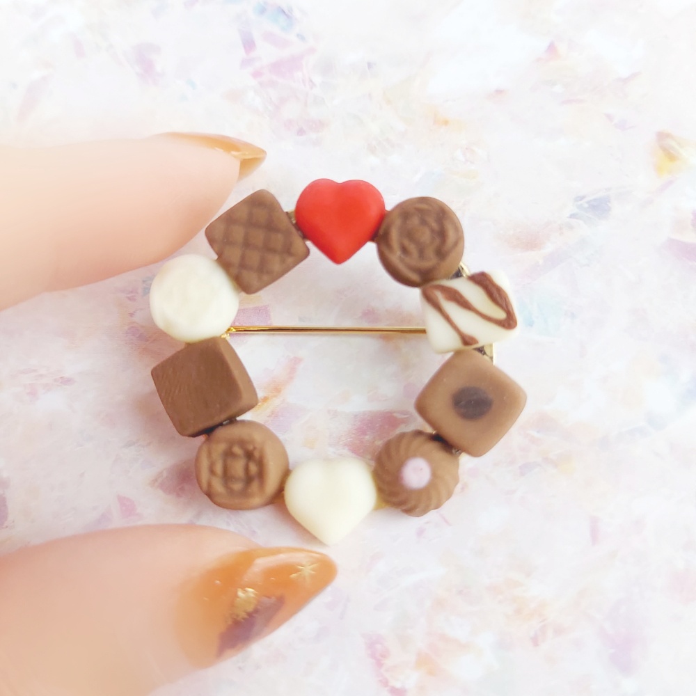 チョコレート ブローチ