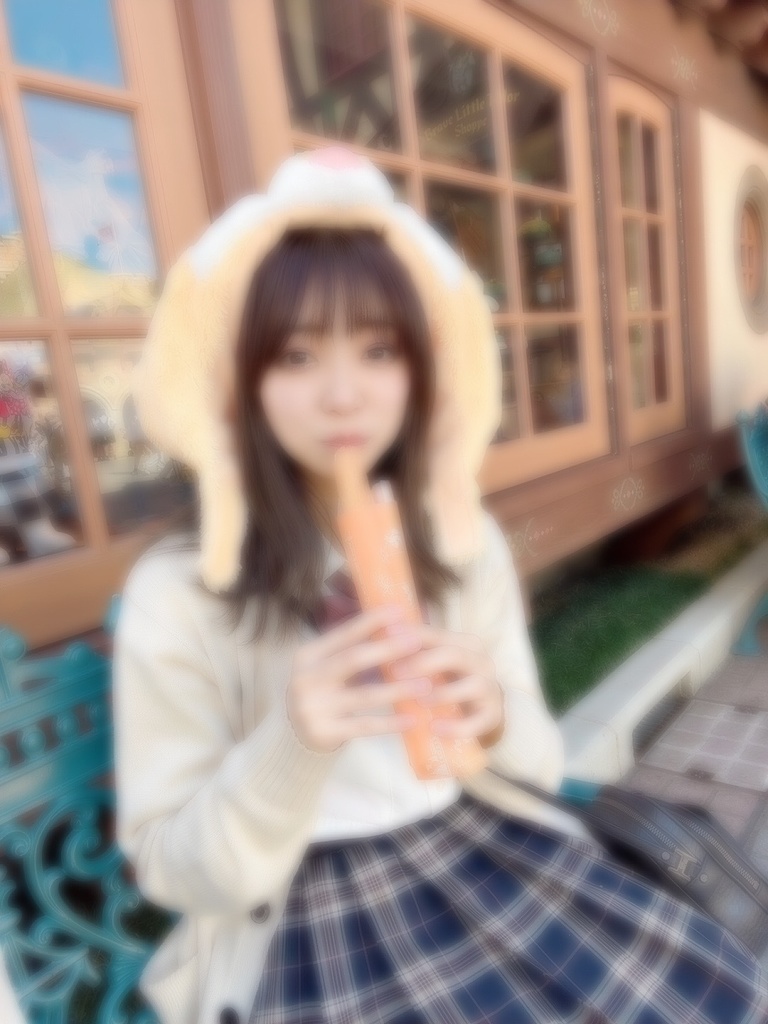 もぐもぐデデニー