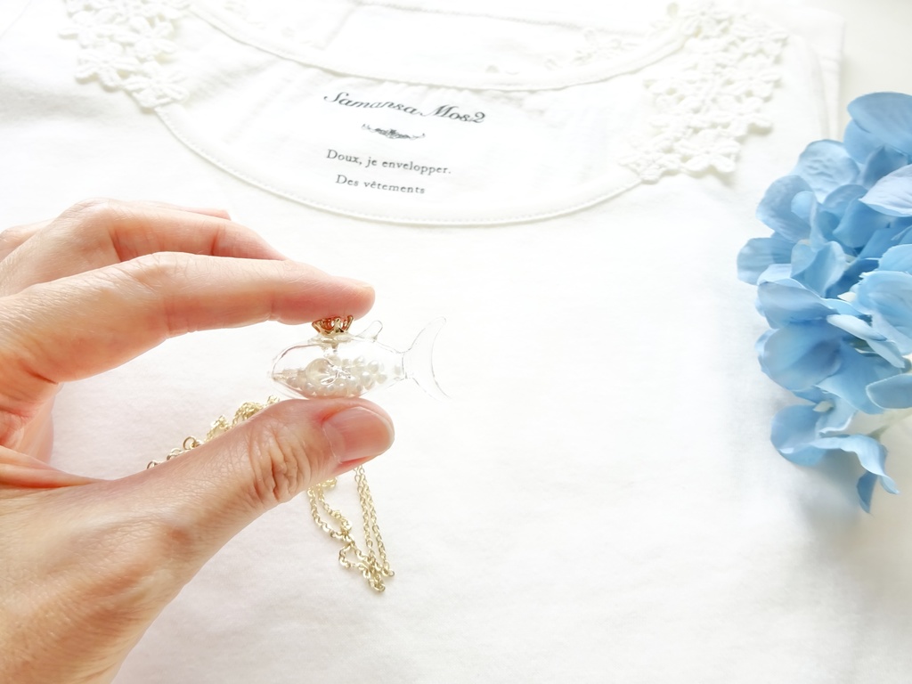 再販*ガラスのジンベイザメ