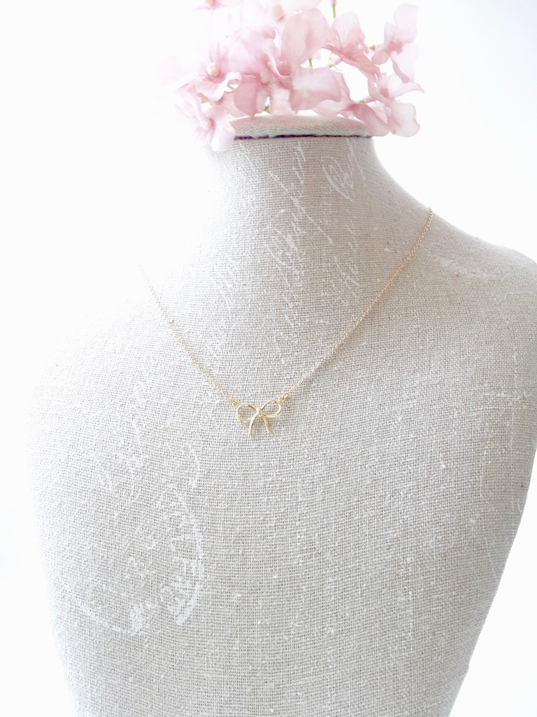 ゆるリボンネックレス